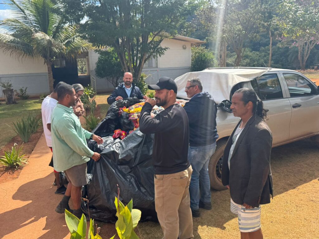 Gincana Solidária da MR arrecada 915 quilos de alimentos e beneficia entidades terapêuticas